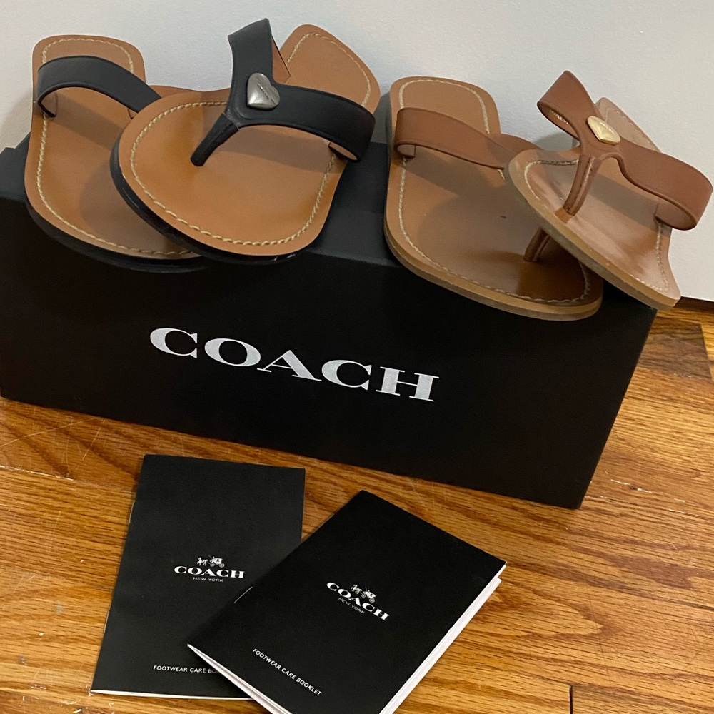 COACH Ellis Ltd Thong Sandals. Size 5